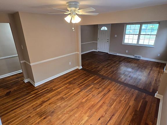 5th image of 8468 Plainfield Rd