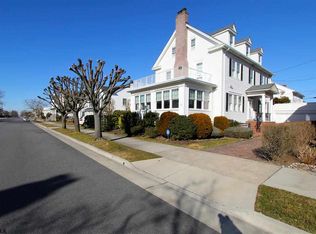 11 S Quincy Ave, Margate, NJ 08402