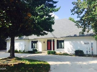 3601 Rustwood Rd, Joplin, MO 64801