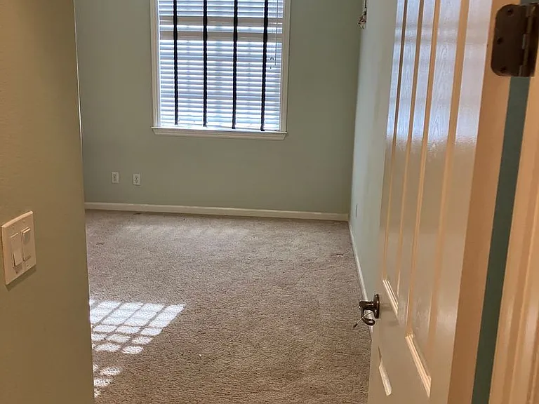 115 Sea Gull Ct — Photo 14