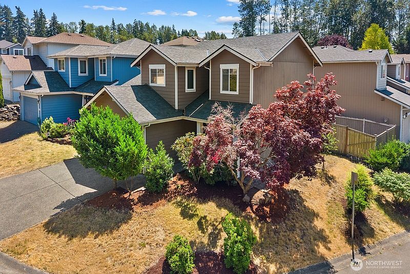 3rd image of 2707 S 268th Place