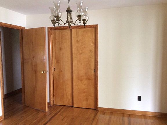 5th image of 741 Dixiana Dr