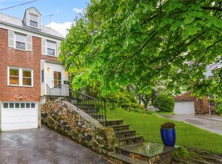 34 Elkan Rd, Larchmont, NY 10538