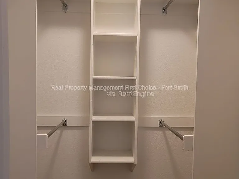 2100 Ingalls Ln #C — Photo 12
