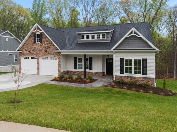 5408 Boonsboro Rd, Lynchburg, VA 24503