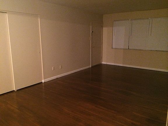 2nd image of 10295 Chaucer Ave APT 3