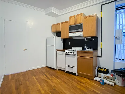 Rented by City Connections Realty | media 25