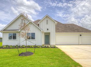 409 Kolbo Crossing Cv, Lockhart, TX 78644