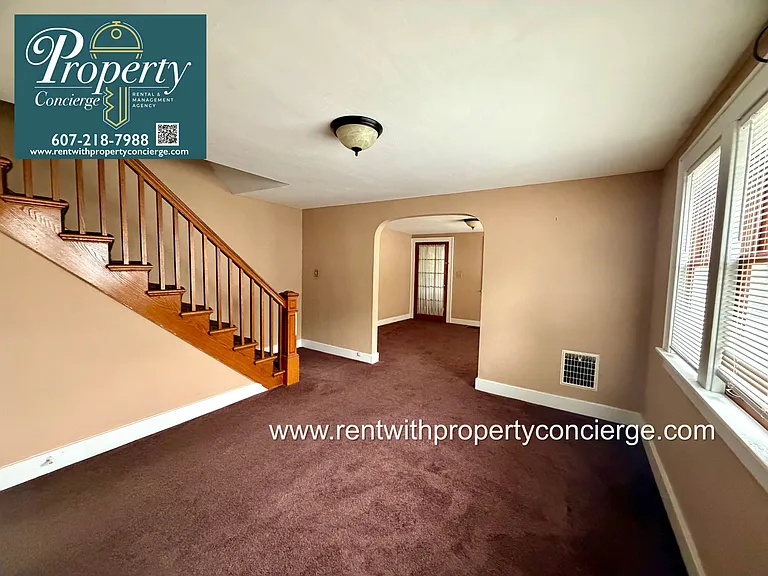 12 Stewart Pl #1 — Photo 4
