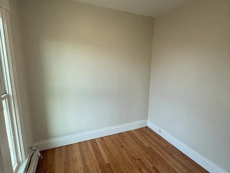 418 Park Ave #2 — Photo 9