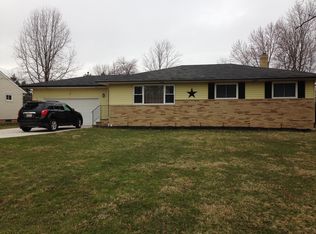 8488 Webster Rd, Strongsville, OH 44136