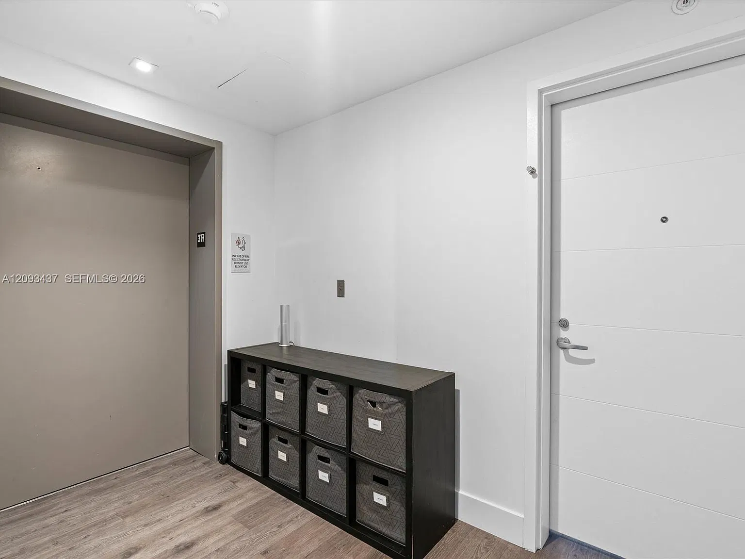 The Harbour North Condo — Photo 2
