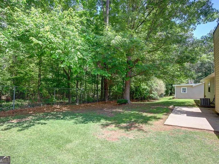 109 Boxwood Ct — Photo 21
