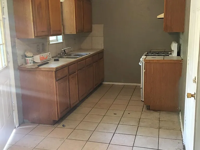 6224 Denham Dr — Photo 7