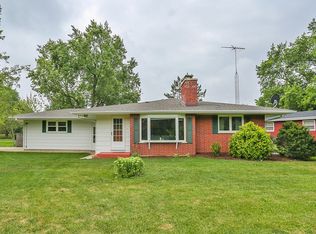 11N802 Win Haven Dr, Elgin, IL 60124