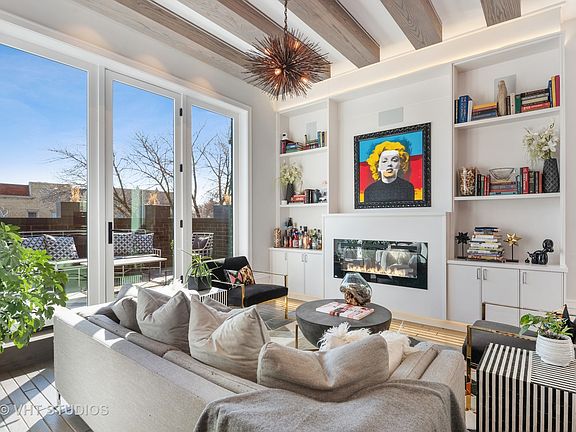 4th image of 2756 N Magnolia Ave Ph