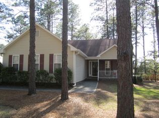 2455 Longleaf Dr SW, Pinehurst, NC 28374
