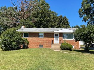 1334 Marlboro Rd, Lothian, MD 20711