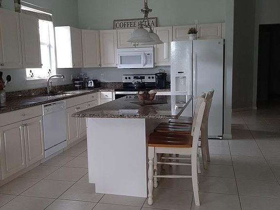 5th image of 4519 SE Bridgetown Ct