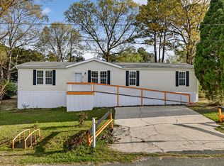 106 Minnie Ct, Moncks Corner, SC 29461