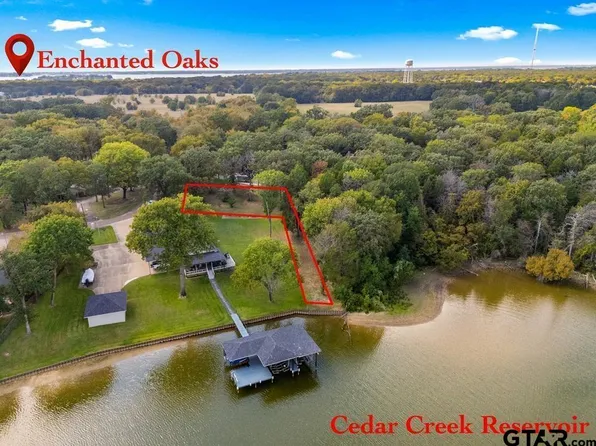 192 Oak Dr, Mabank, TX 75156