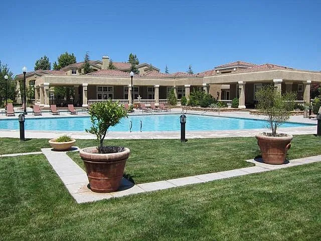 Refreshing Pool