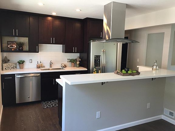 5th image of 1235 Alicante Dr