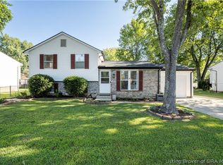 316 Mary Dr, New Albany, IN 47150