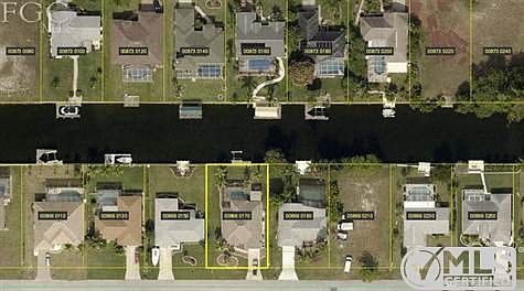 You can see the home located above at 145 SE 29th Terrace for sale highlighted above, is located in a wonderful established neighborhood surrounded by nice gulf access pool homes. Great investment!