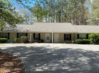 63 W Mandeville Rd, Carrollton, GA 30117