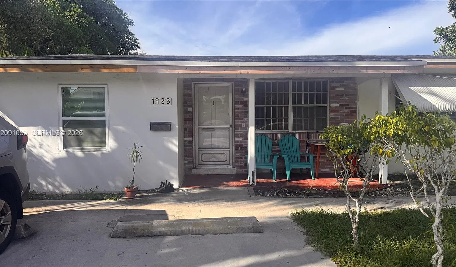 1923 Roosevelt St — Photo 4