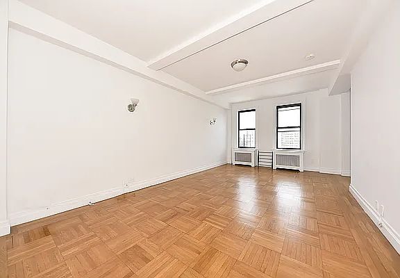 4th image of 467 Central Park W APT 14C