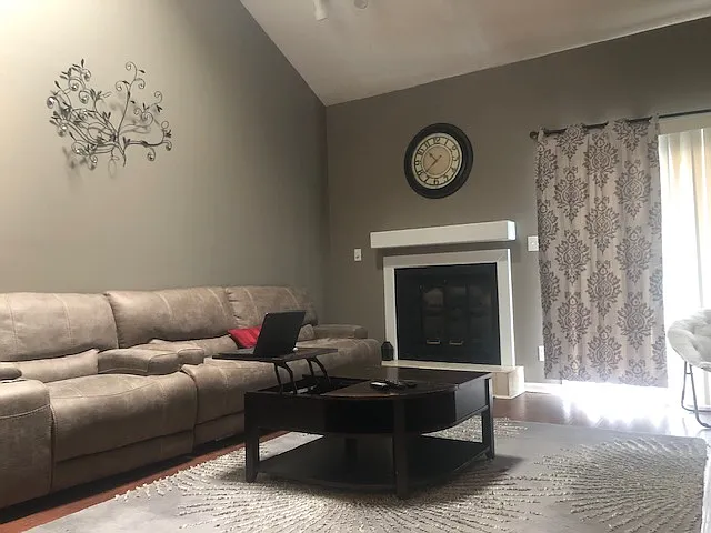 520A Cypress Trace Dr — Photo 2