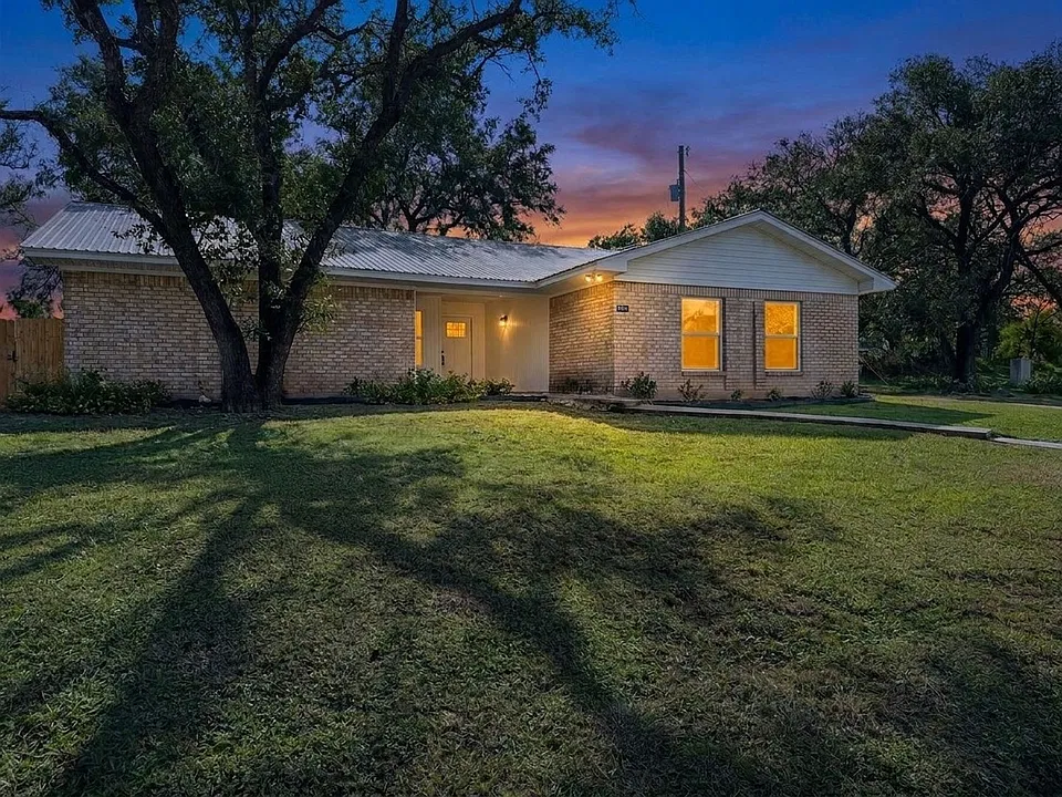 3019 Summit Dr