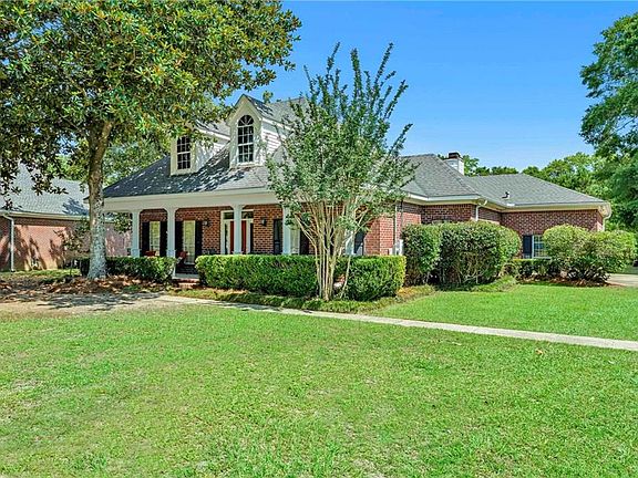 2nd image of 3670 River Chase Ct