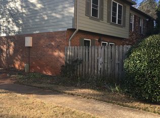 401 Oak Tree Sq, Athens, GA 30606