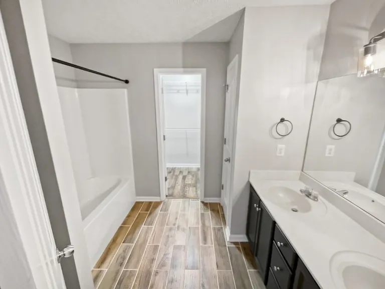 1502 Ballater Dr — Photo 11