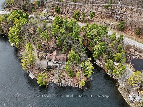 2nd image of 941 Jones Falls Rd S