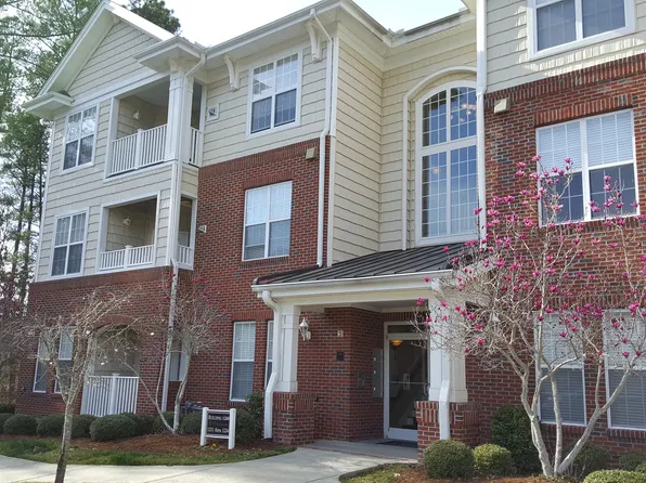 1221 Arborgate Cir #12, Chapel Hill, NC 27514