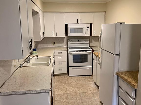5th image of 3775 La Donna Ave