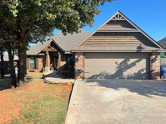 3rd image of 323 Appaloosa Dr