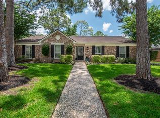 10723 Cedar Creek Dr, Houston, TX 77042