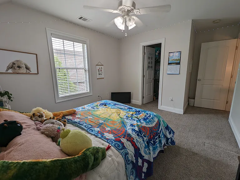 647 Carpenter Way — Photo 27