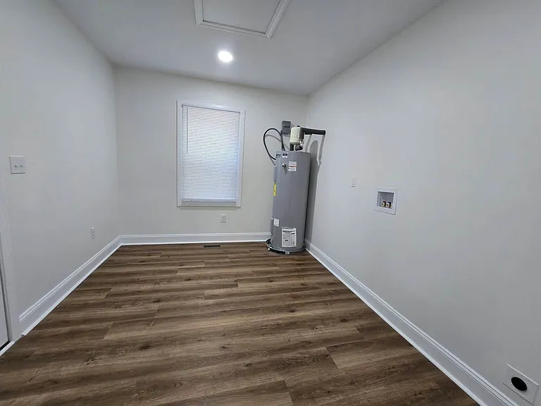 4909 Walnut Dr — Photo 17