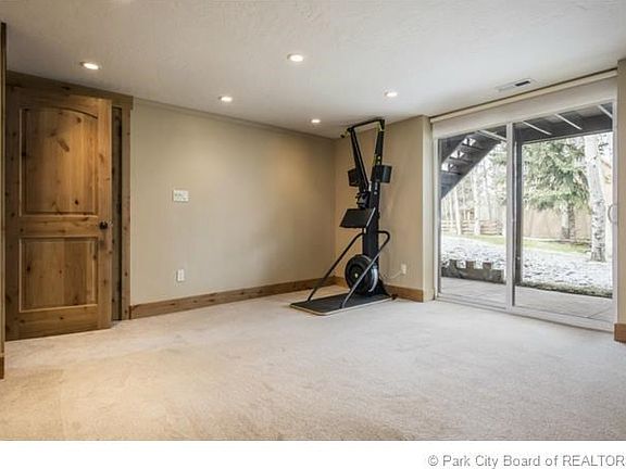 4th image of 714 Quaking Aspen Ct