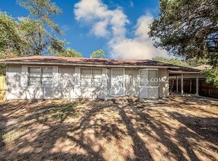 2306 Southside Dr, Bryan, TX 77803