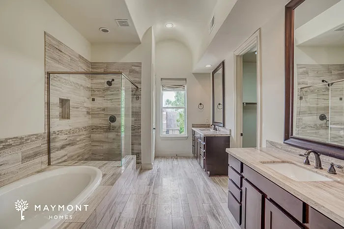 2207 Hilshire Glen Ct — Photo 16