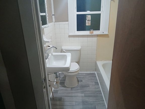 3rd image of 1907 Newark Ave