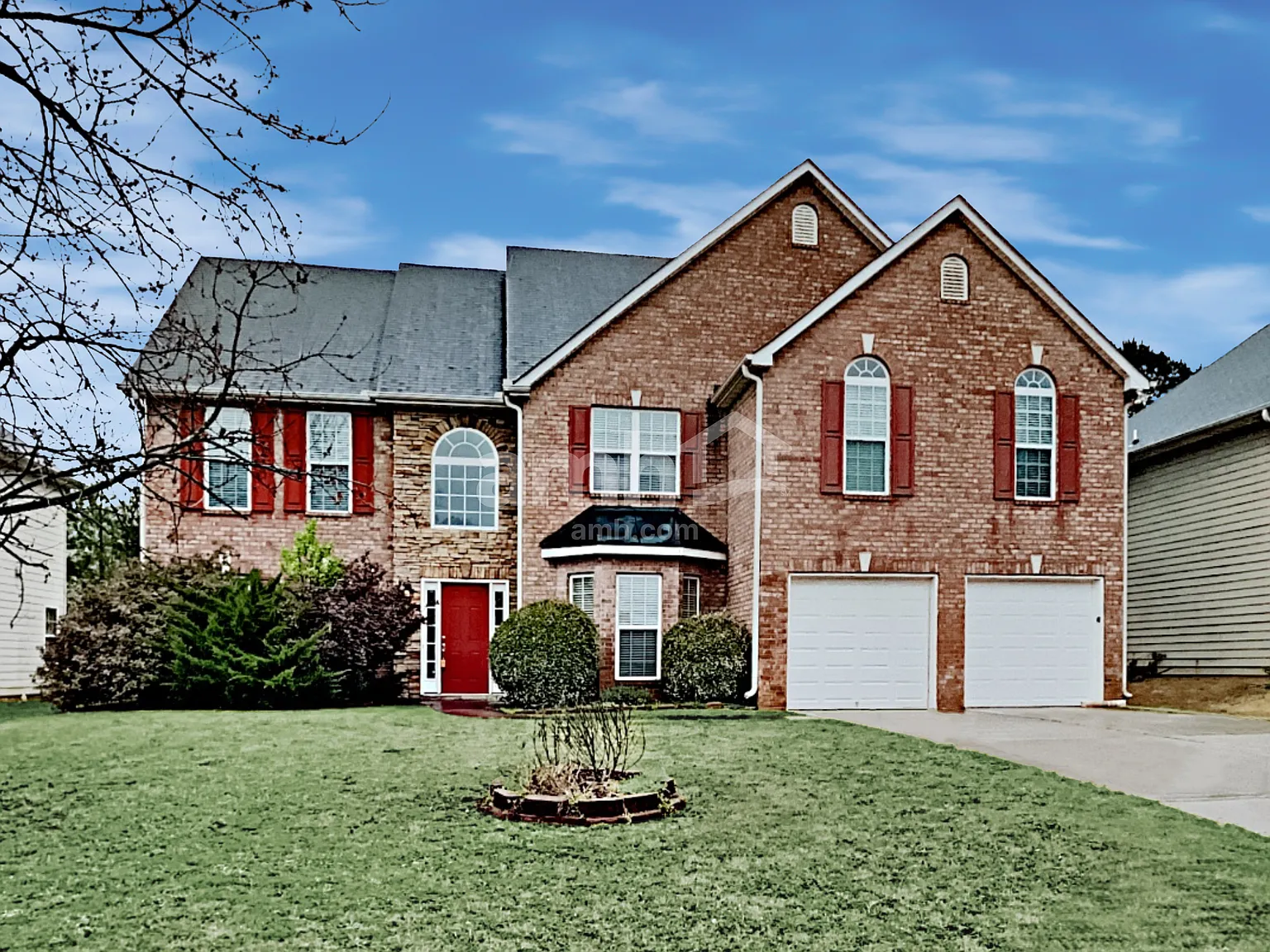 5 bed, 4.0 bath, 3388 sqft, $2,995 — Photo 1