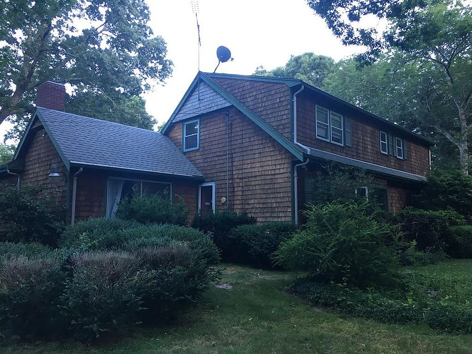 2nd image of 34 Shore Acres Rd